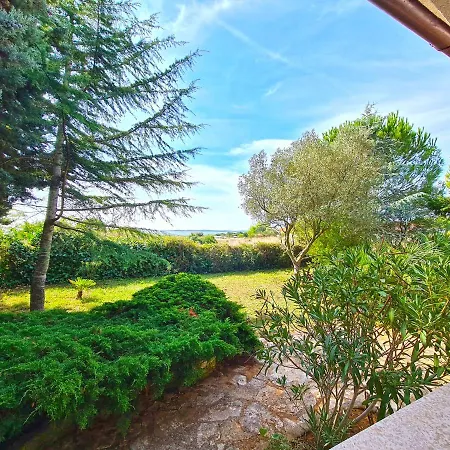 Semesterbostad House 2131 Medulin